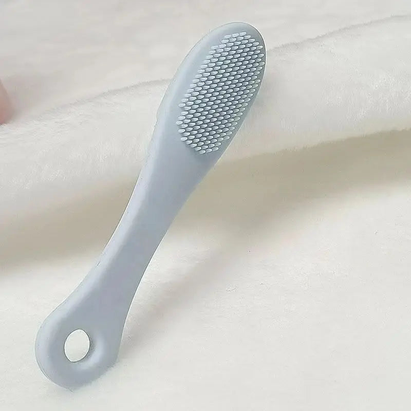 Soft Finger Toothbrush for Dogs & Cats – Tear Stain & Eye Cleaning Tool